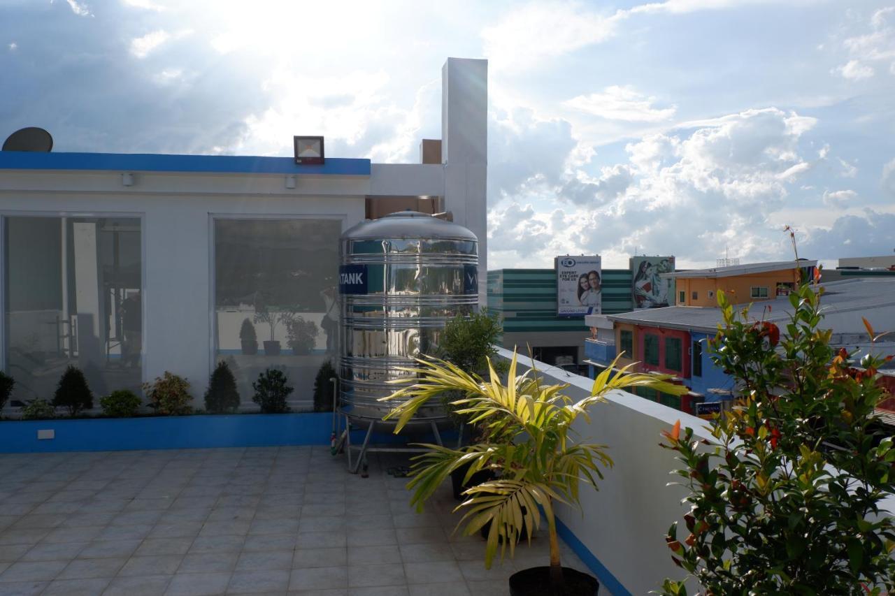 Rosetta Guest House Ormoc Bagian luar foto